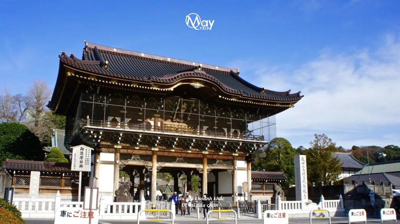 Hokkaido Tour: Furano – Noboribetsu – Otaru – Sapporo – Hot Air Balloon Experience