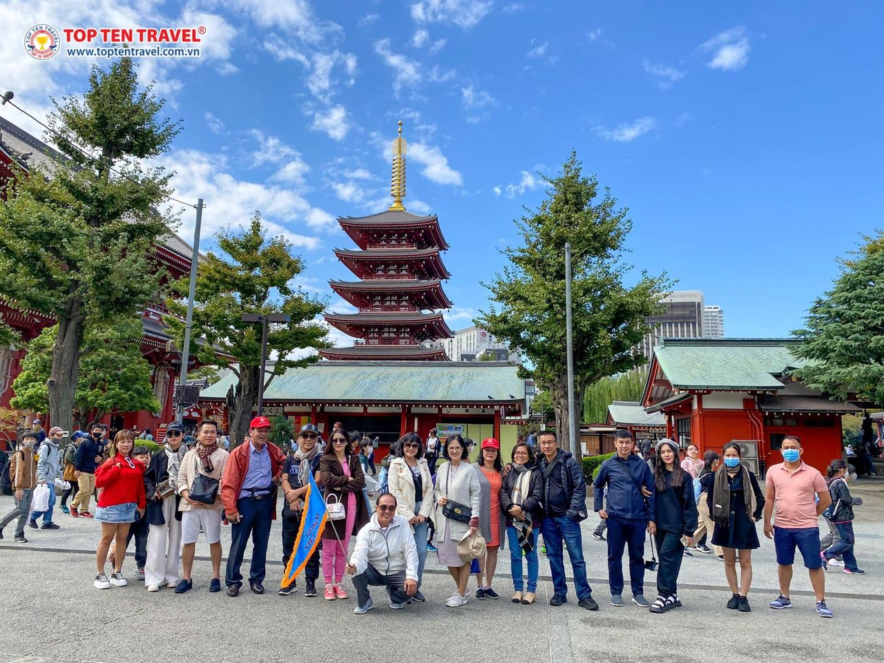 Spring Japan Tour: Narita - Tokyo - Yamanashi - Kyoto - Osaka