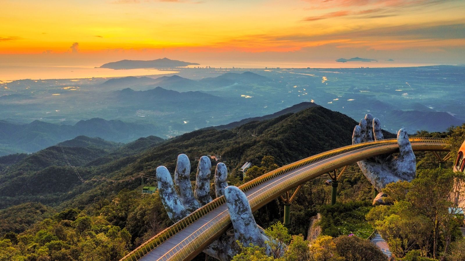 Da Nang 2-Day Highlights Tour | Ba Na Hills, Golden Bridge & Linh Ung Pagoda - Image - 12847
