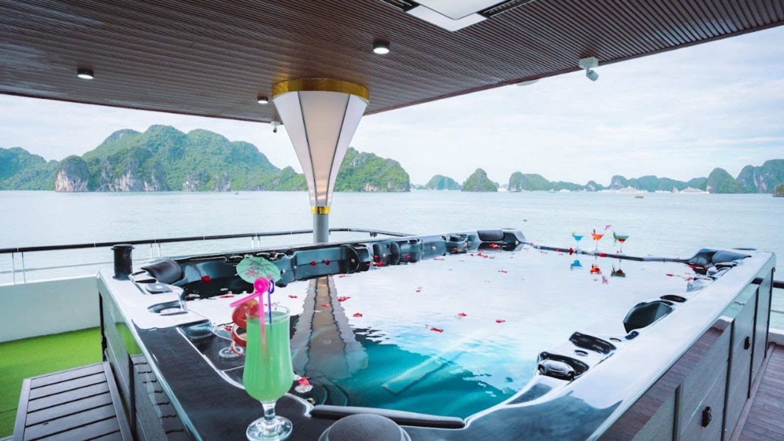 HALONG EXCURSION DAY TOUR (SIC) (6 Hour-Route 2: Sung Sot Cave – Titop Island – Kayaking at Luon Cave) - Image - 13886