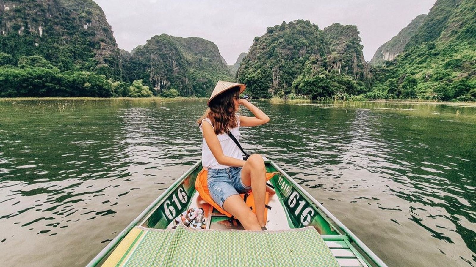 HANOI - NINH BINH 1 DAY TRIP BY LIMOUSINE - Image - 13865
