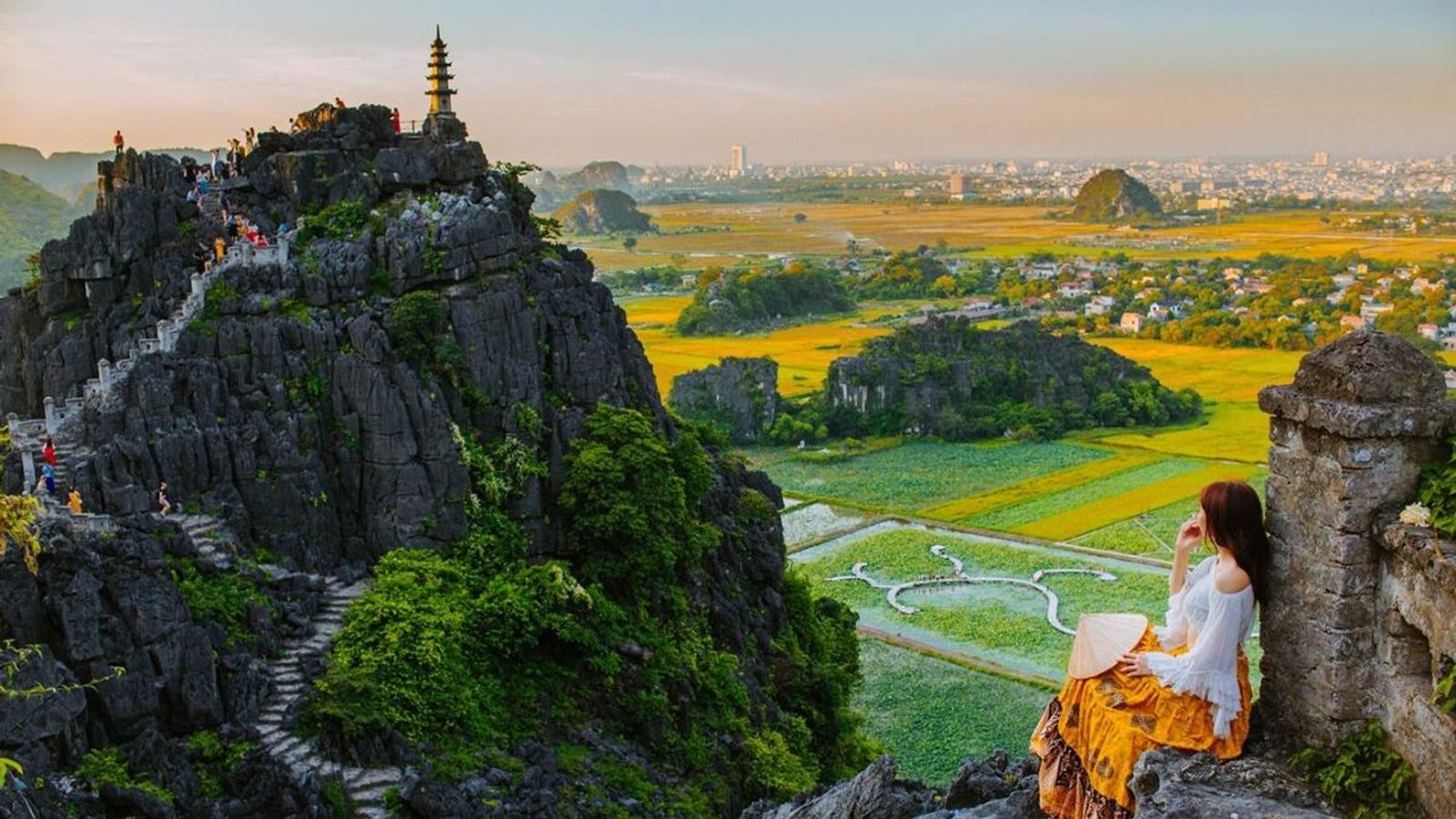 HANOI - NINH BINH 1 DAY TRIP BY LIMOUSINE - Image - 13876