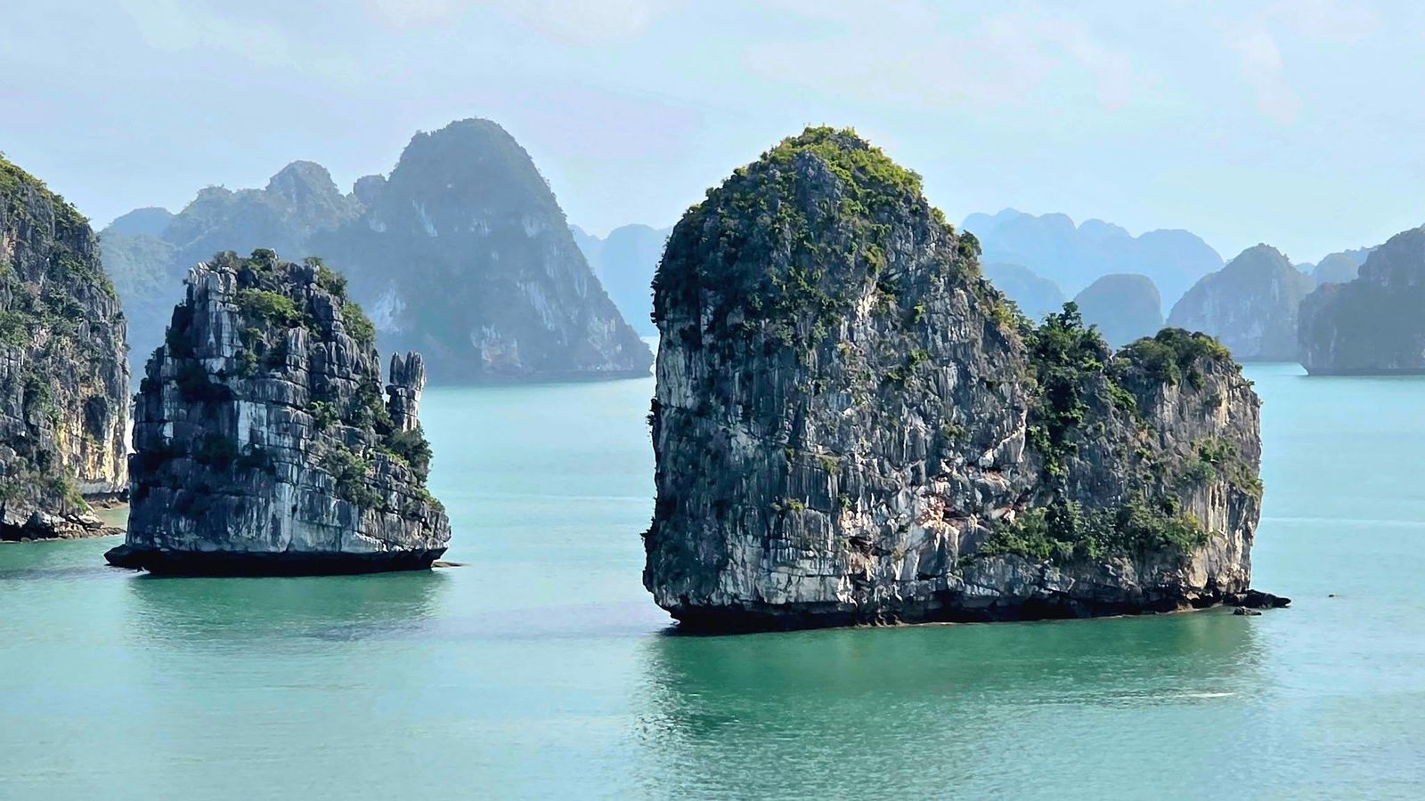 HALONG EXCURSION DAY TOUR (SIC) (6 Hour-Route 2: Sung Sot Cave – Titop Island – Kayaking at Luon Cave) - Image - 13892