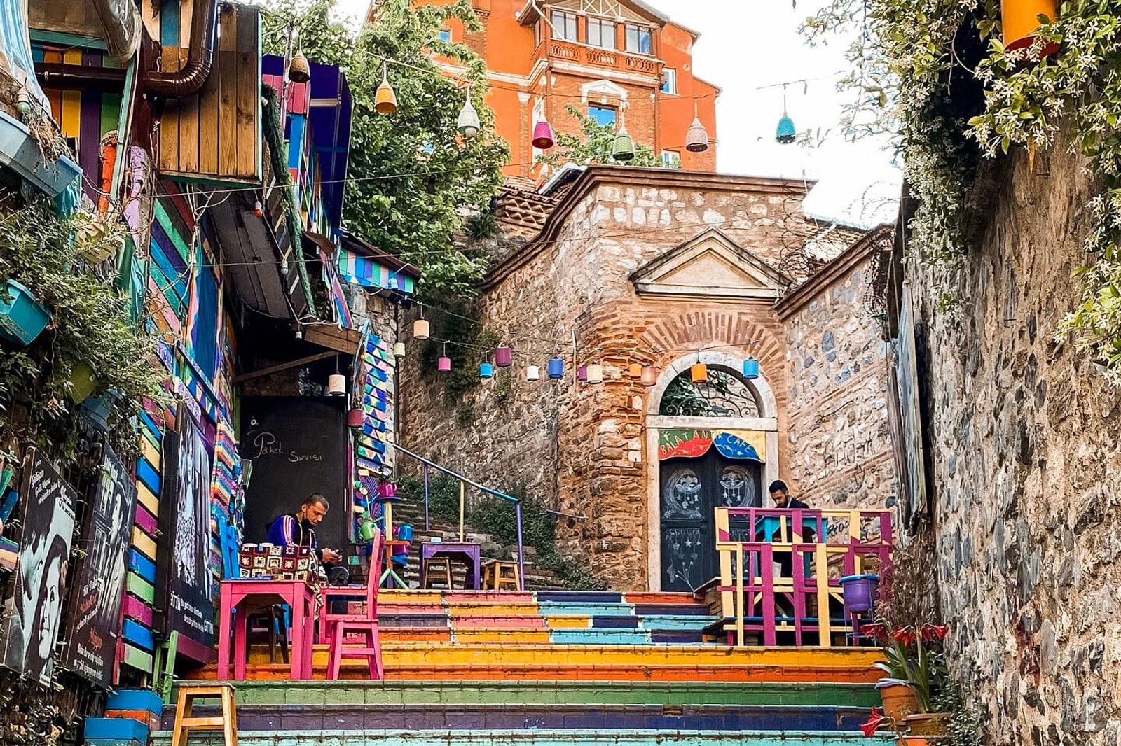 Istanbul in a Day: Sultanahmet, Balat, Bazaars and Bosphorus Cruise - Image - 466