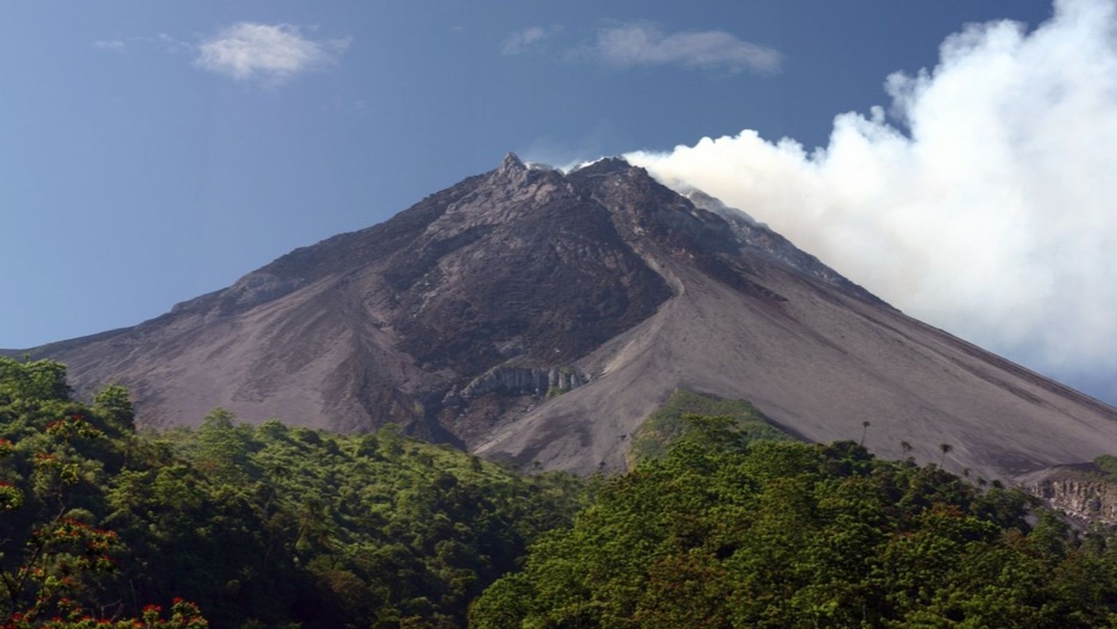 4D3N JOGJA TIMANG - Adventure and Coastal Highlights in Yogyakarta, Indonesia - Image - 10865