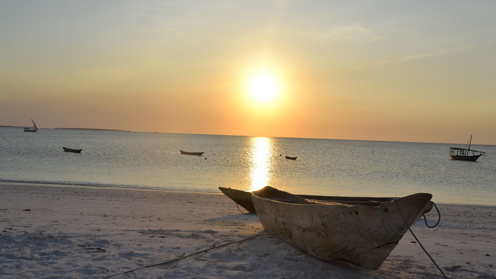 14 DAYS LUXURY BUSH TO ZANZIBAR BEACH SERENITY - Image - 8991