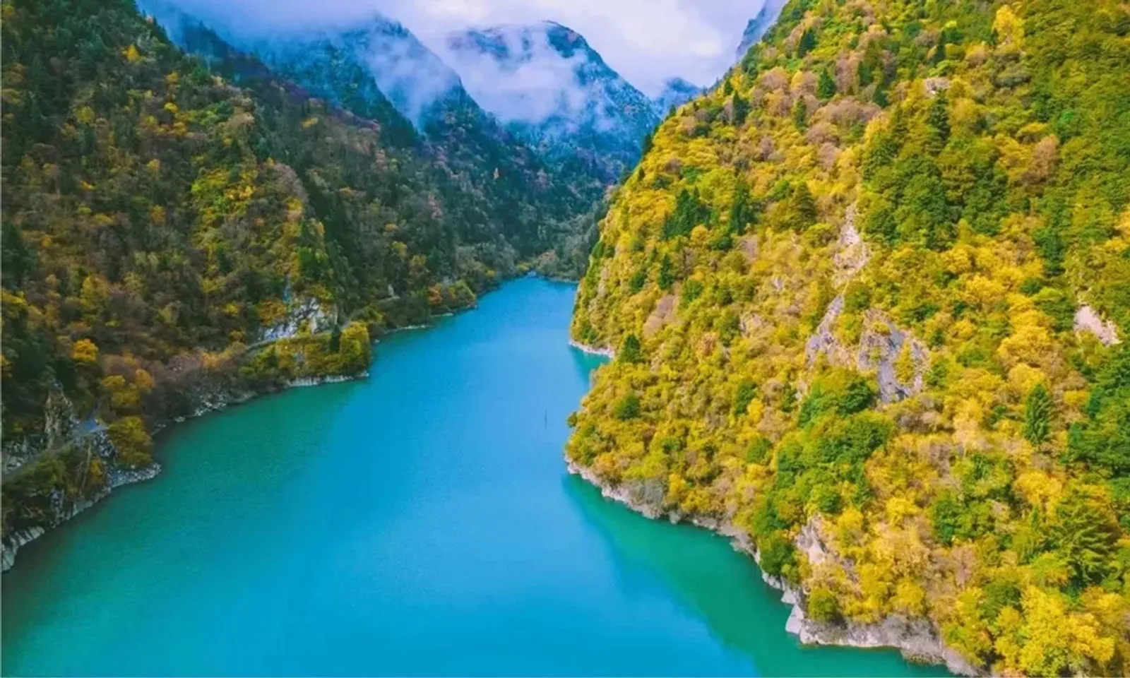 Tour du lịch Trùng Khánh - Cửu Trại Câu 5 ngày 5 đêm)  - Image - 800