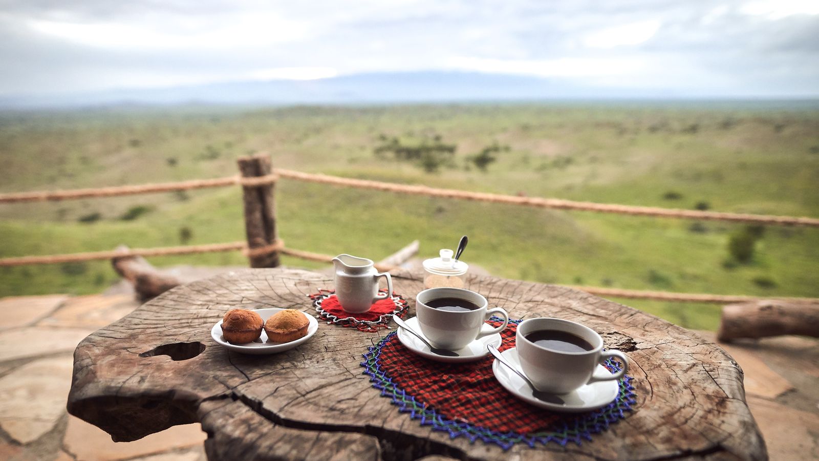 14 DAYS LUXURY BUSH TO ZANZIBAR BEACH SERENITY