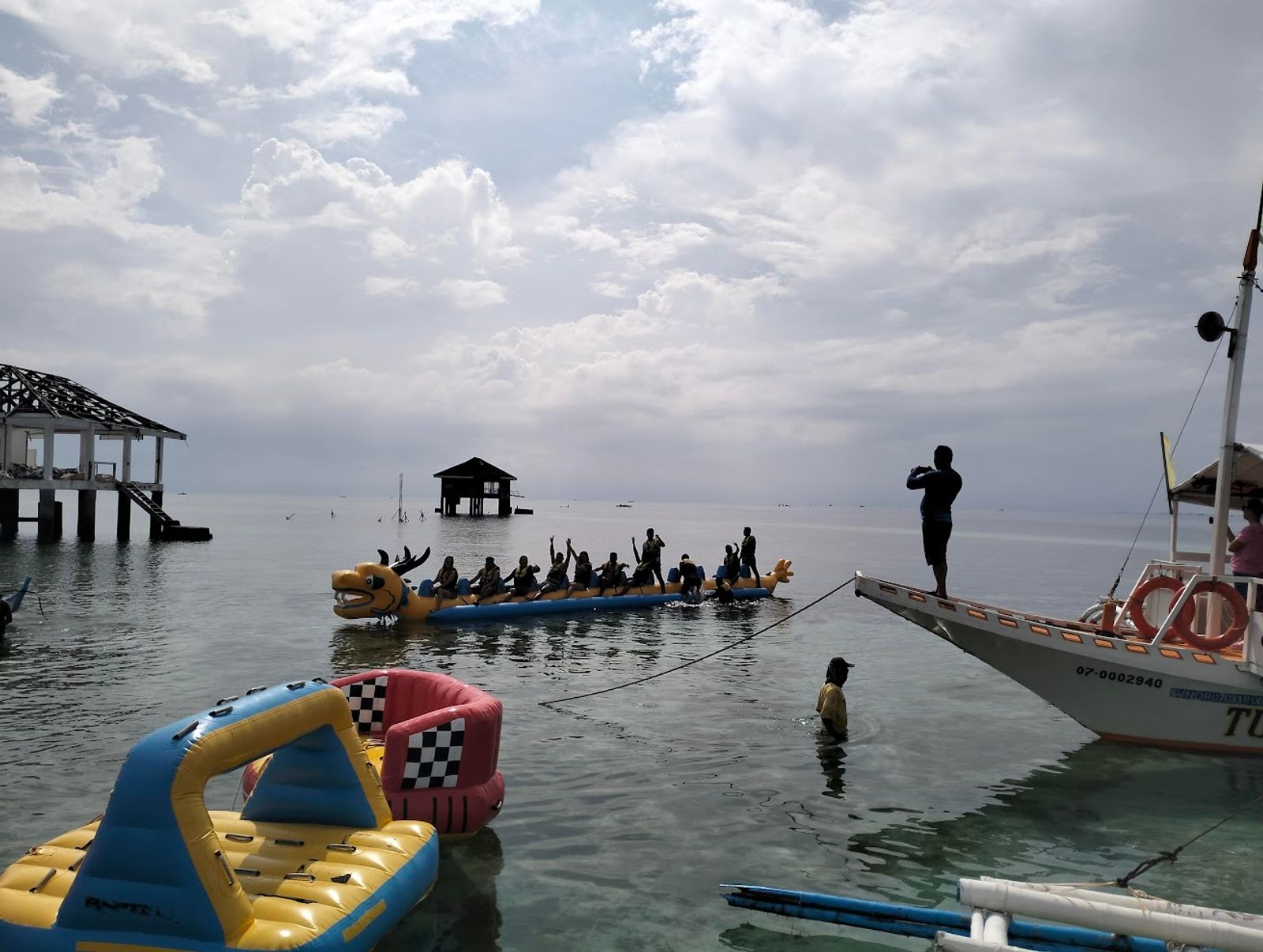 Dumaguete: Manjuyod sandbar tour with dolphin watching