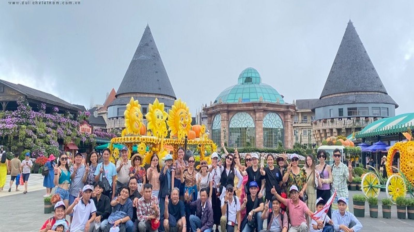 Tour Du Lịch Miền Trung 4N3Đ: HCM - Đà Nẵng - Bà Nà - Hội An - Huế - Quảng Bình, Vé Máy Bay Khứ Hồi + KS 4*, T5 hàng tuần - Image - 6012