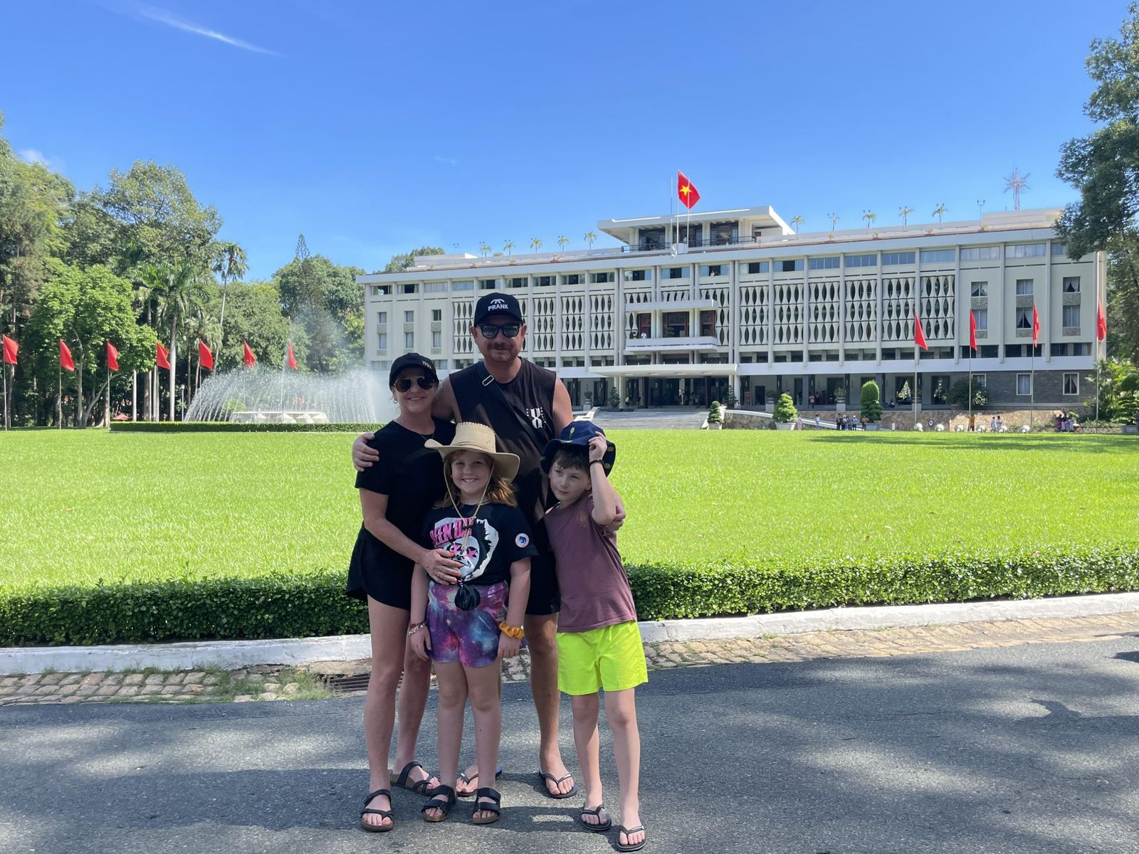 Ho Chi Minh City Tour & Cu Chi Tunnels Full Day - Image - 17752