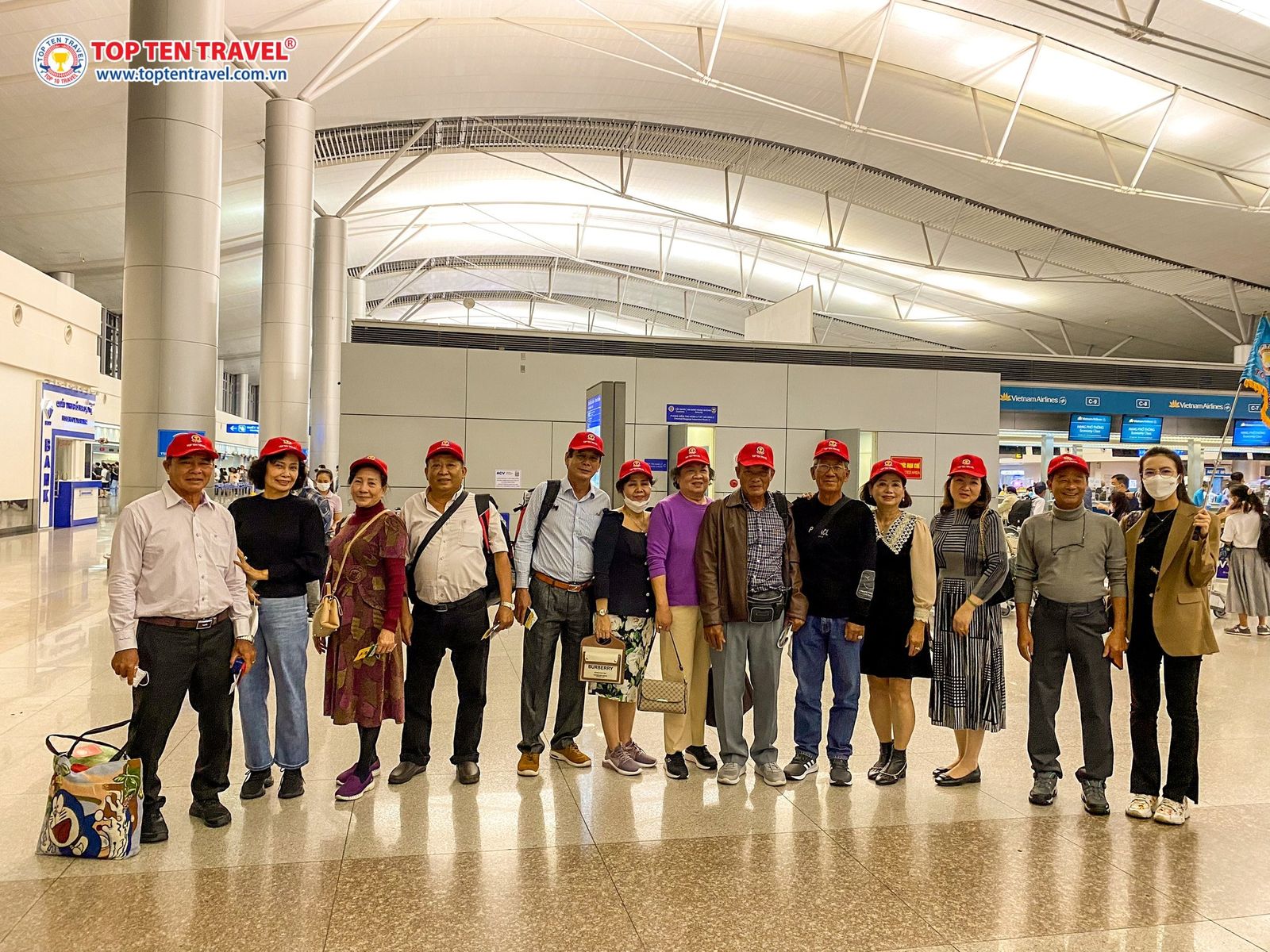 Spring Japan Tour: Narita - Tokyo - Yamanashi - Kyoto - Osaka
