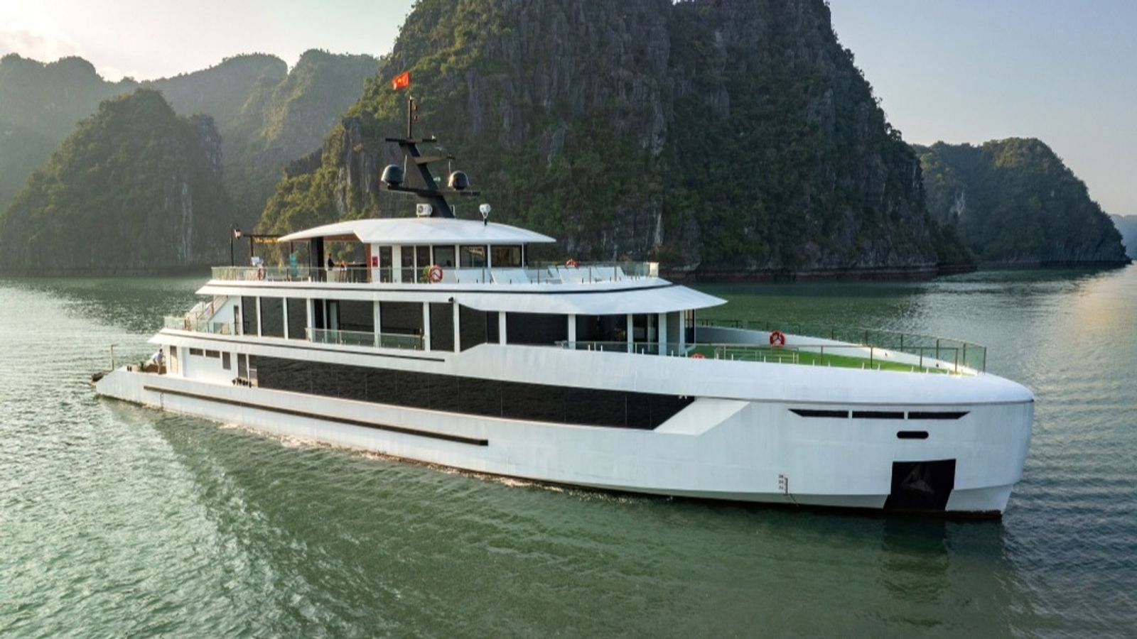 Luxury 1 day trip to Ha Long bay on Hera Cruise - Image - 15012