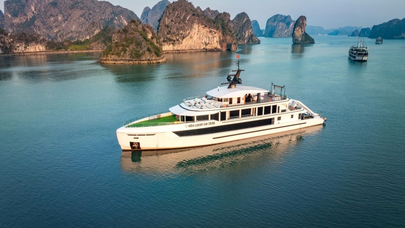 Luxury 1 day trip to Ha Long bay on Hera Cruise - Image - 15025