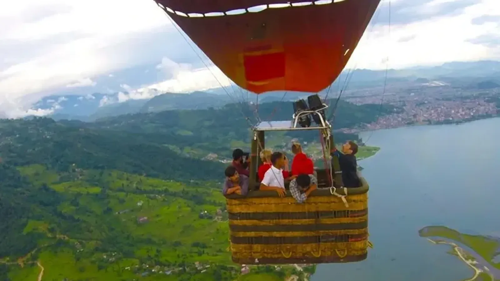 Pokhara Hot Air Balloon Tour from Kathmandu - Image - 28963