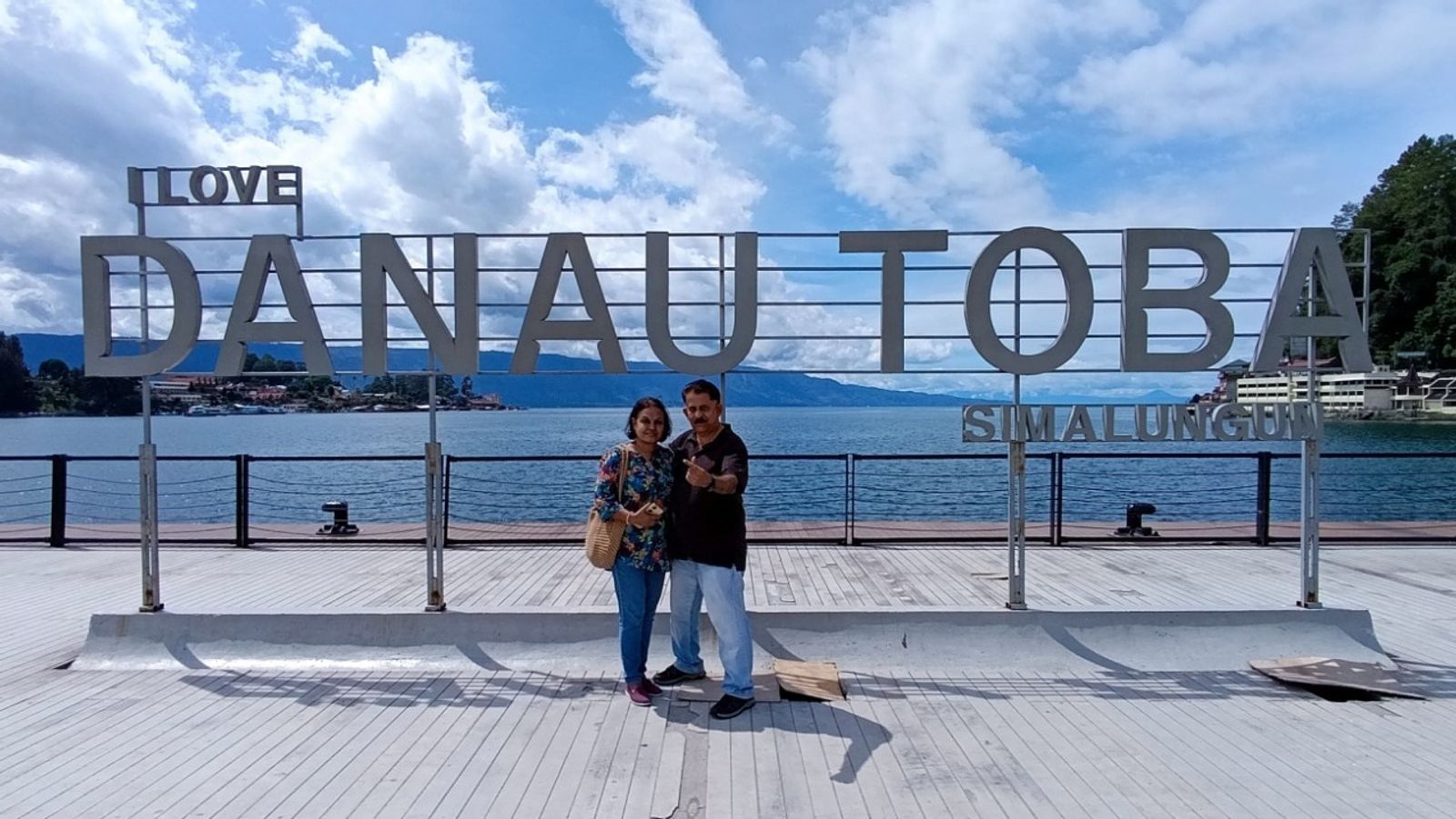 4 HARI 3 MALAM TOUR DANAU TOBA