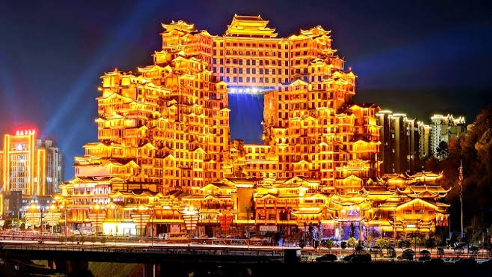 HÀ NỘI - ÂN THI – PHƯỢNG HOÀNG CỔ TRẤN –TRƯƠNG GIA GIỚI 5N4Đ - Image - 26316