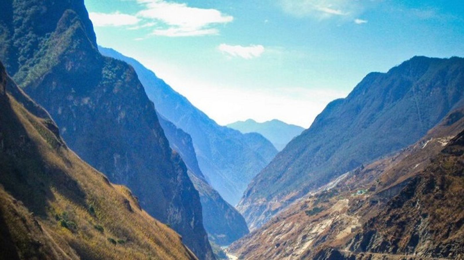 Tour Trung Quốc 6N5Đ: Từ Hà Nội - Đại Lý - Lệ Giang - Shangrila 6N5Đ, Bay Bamboo + KS 4* - Image - 5650