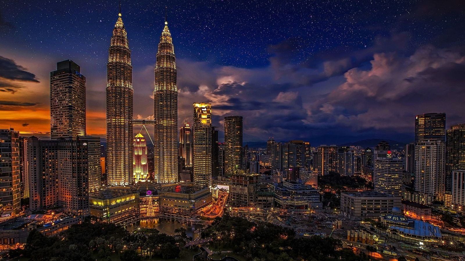 SINGAPORE - MALAYSIA 5 NGÀY 4 ĐÊM