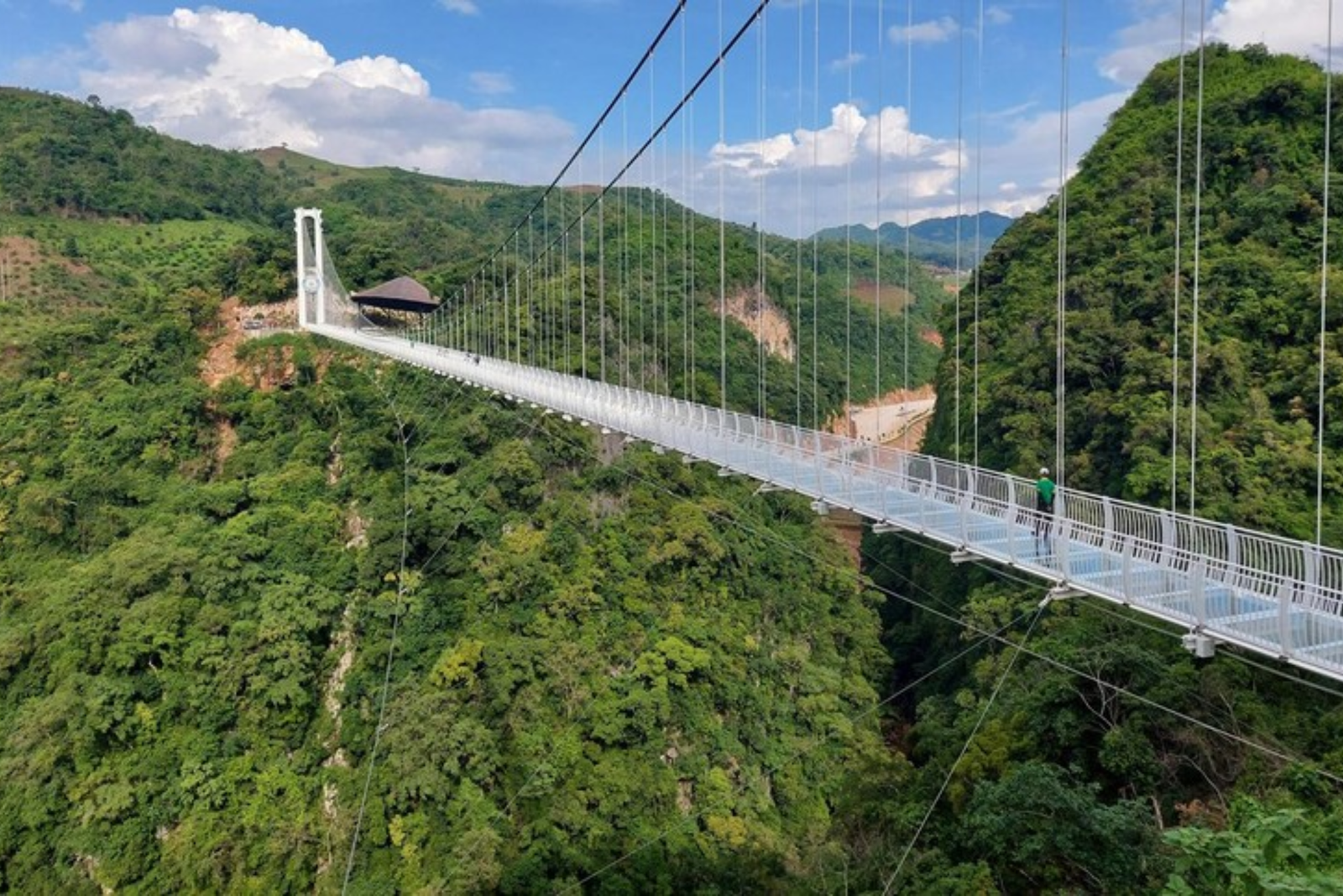Moc Chau - Bach Long Glass Bridge - Tà Xùa Cloud Hunting 2N1D Tour from Hanoi - Image - 123