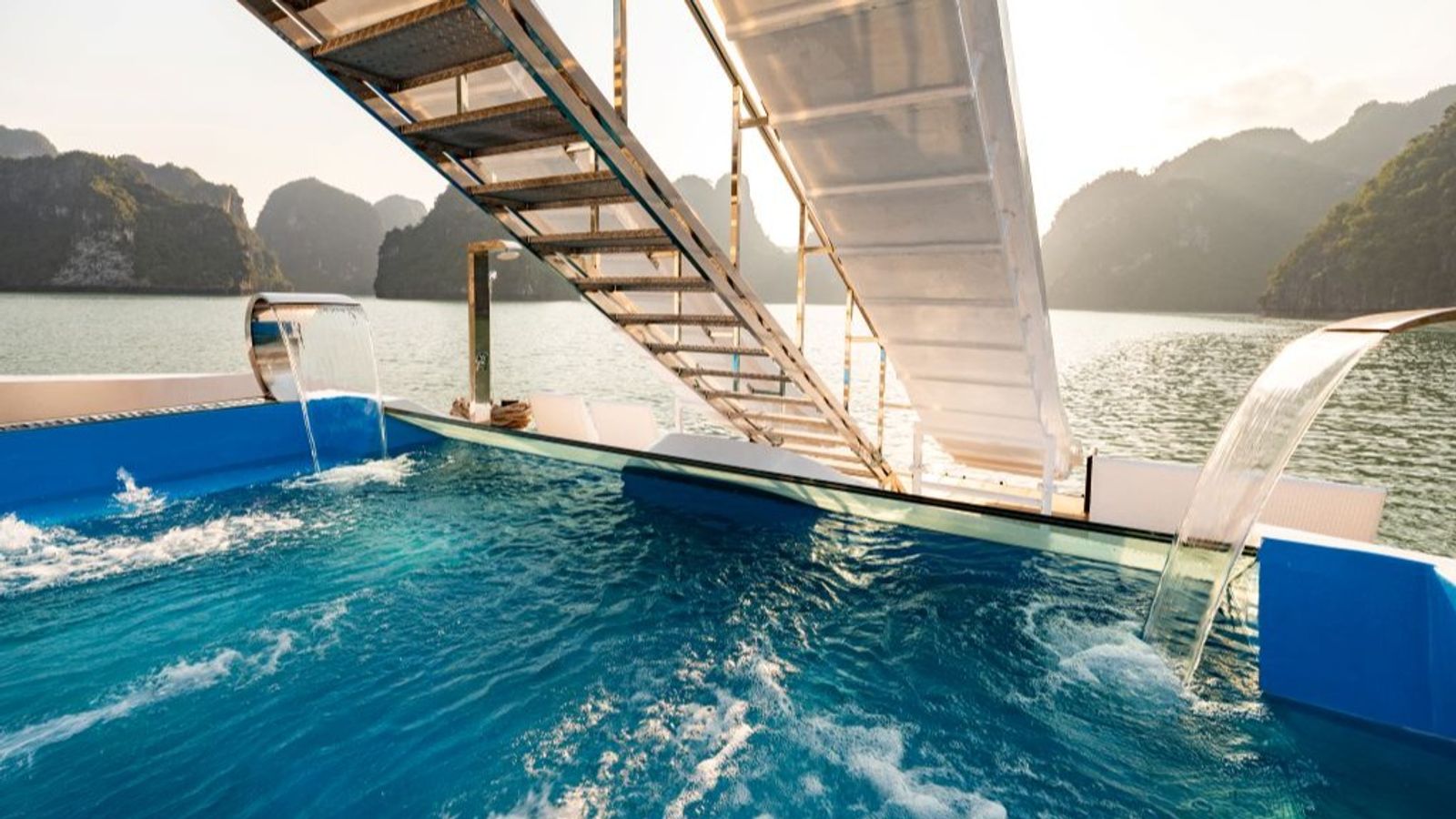 Luxury 1 day trip to Ha Long bay on Hera Cruise - Image - 14988