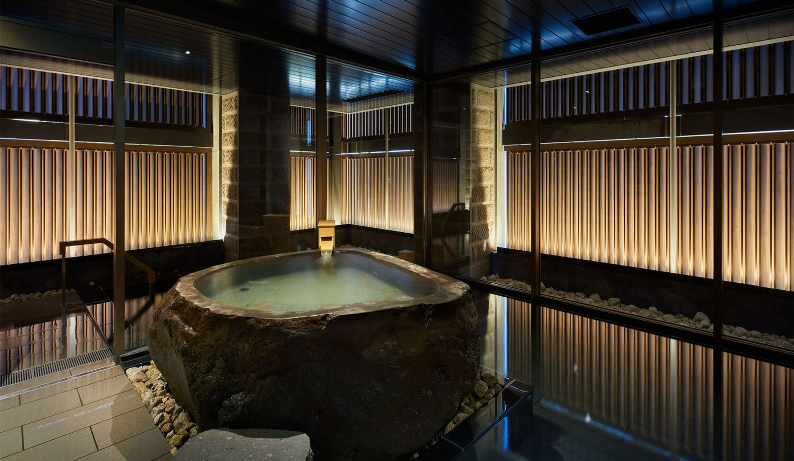 TOKYO - ASAHIKAWA - SAPPORO - OTARU - Image - 568