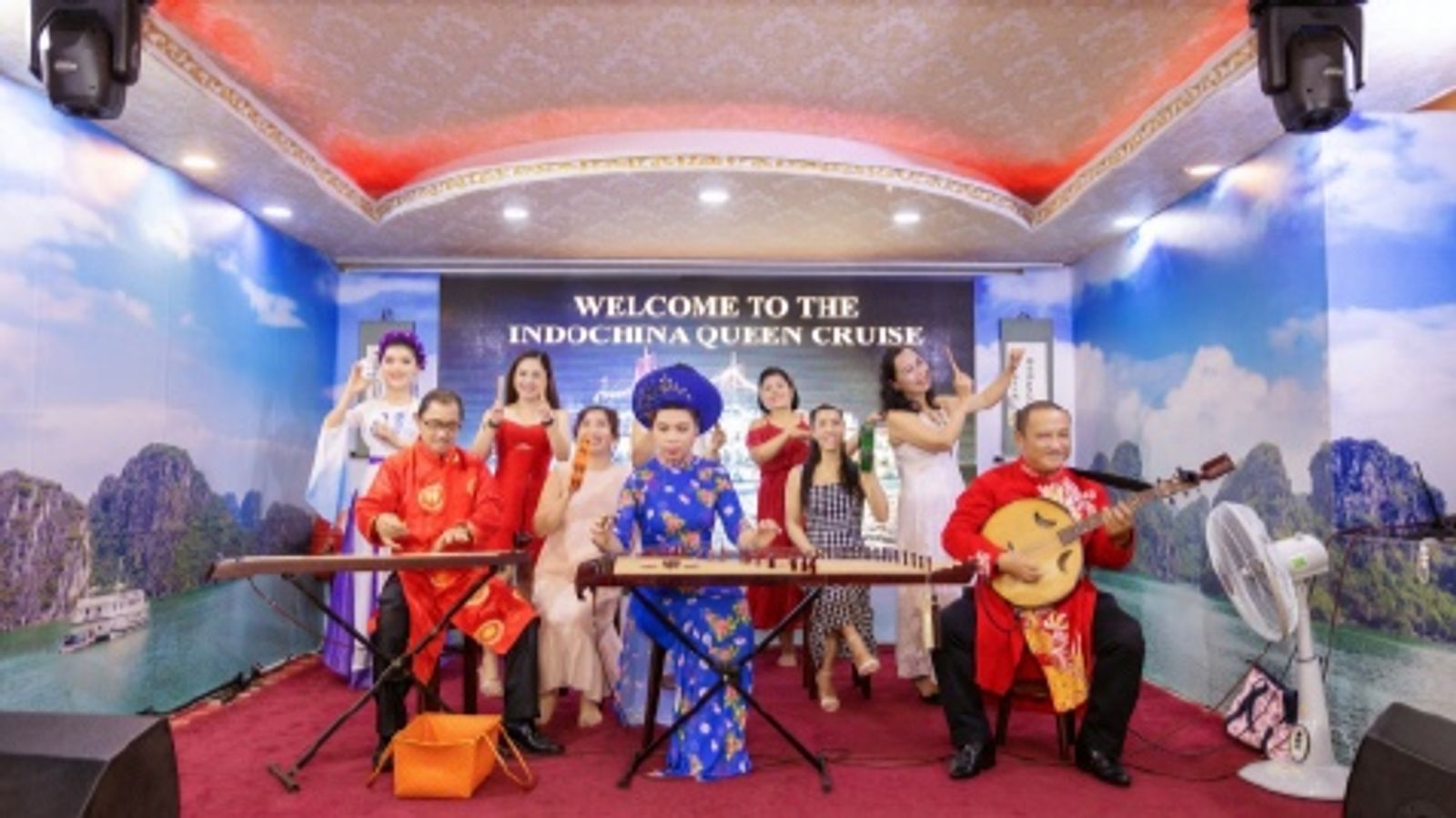 SAI GON DINNER CRUISE: Cuisine, Music, River Lights & Breeze (4 Hours ) - Image - 20257