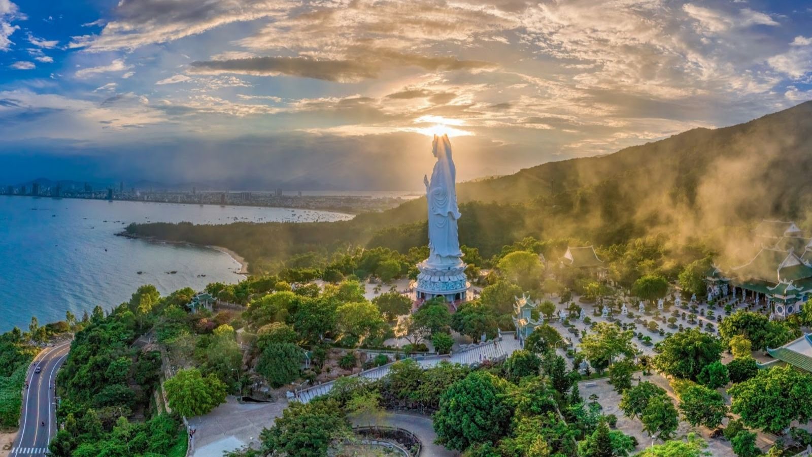 Son Tra Peninsula & Marble Mountain, Hoi An Day Tour with Dinner and Lunch