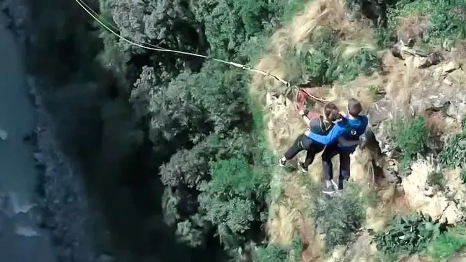 Canyon Swing at The Last Resort from Kathmandu - Image - 28951
