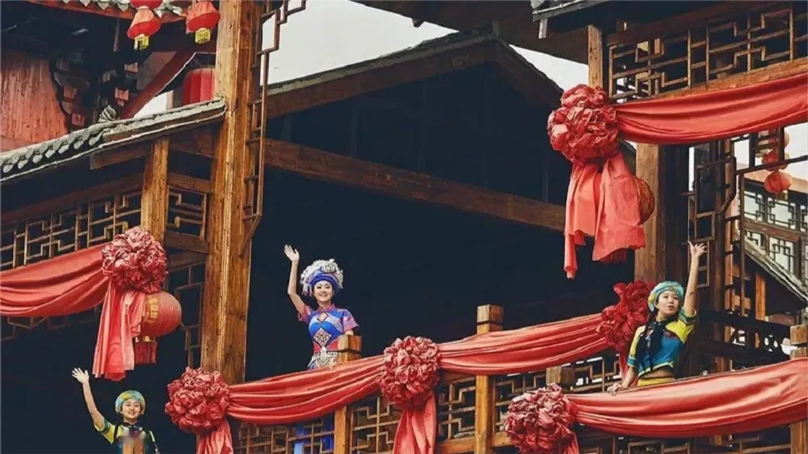 HÀ NỘI - ÂN THI – PHƯỢNG HOÀNG CỔ TRẤN –TRƯƠNG GIA GIỚI 5N4Đ - Image - 26320