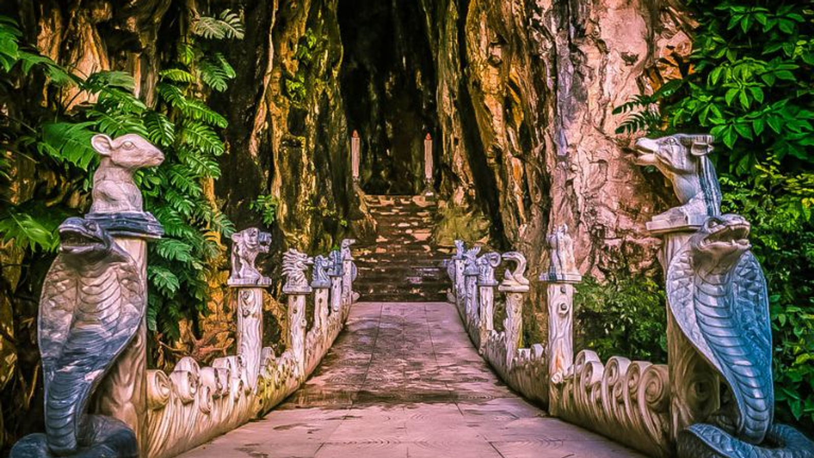 Marble Mountains - Monkey Mountain – Am Phu Cave Morning Tour - Image - 12201