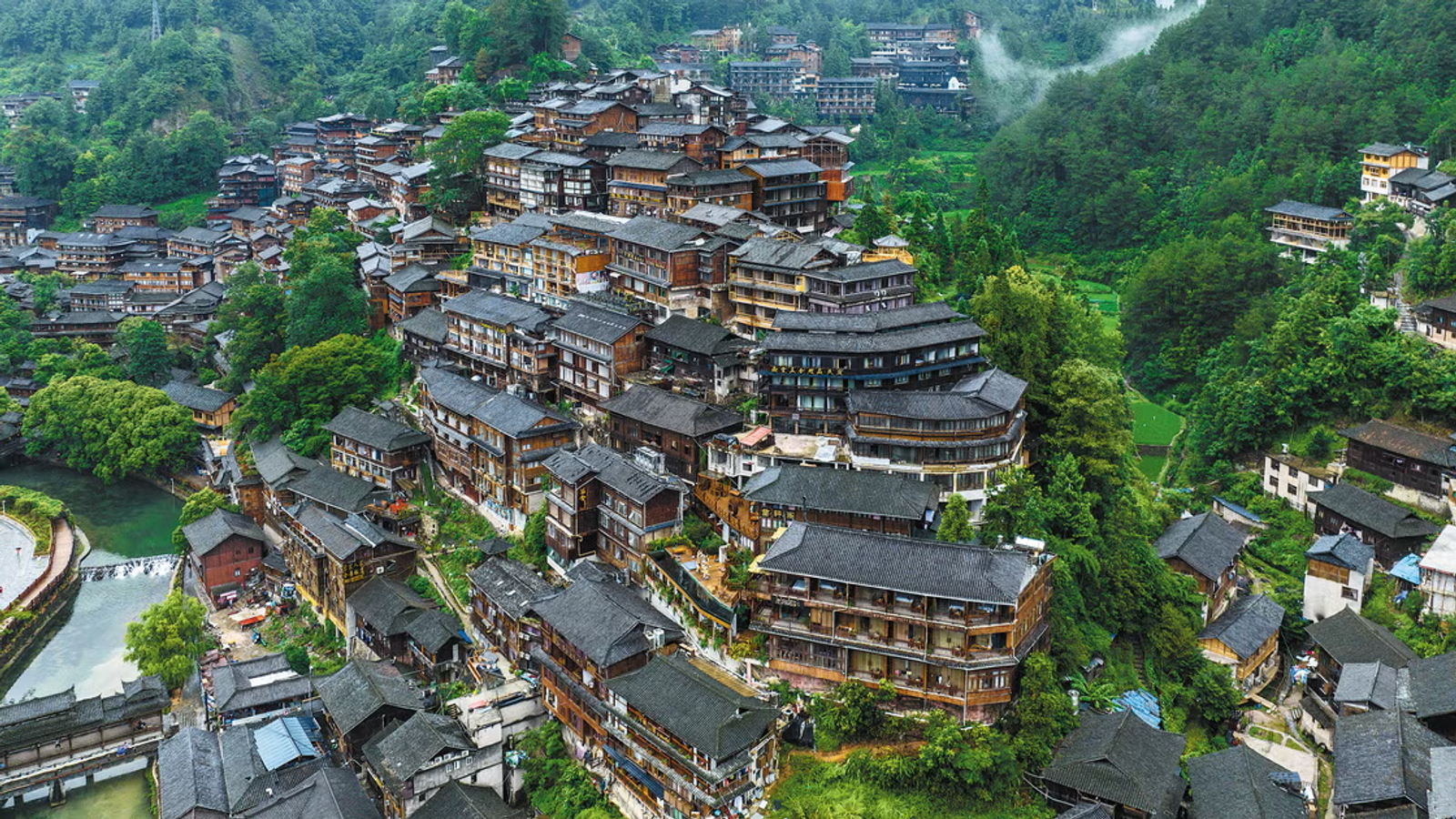 Hà Nội - Trường Sa - Trương Gia Giới - Phượng Hoàng Cổ Trấn 6N5Đ - Image - 21916
