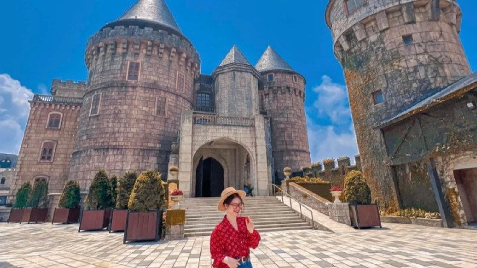 Da Nang 2-Day Highlights Tour | Ba Na Hills, Golden Bridge & Linh Ung Pagoda - Image - 12843
