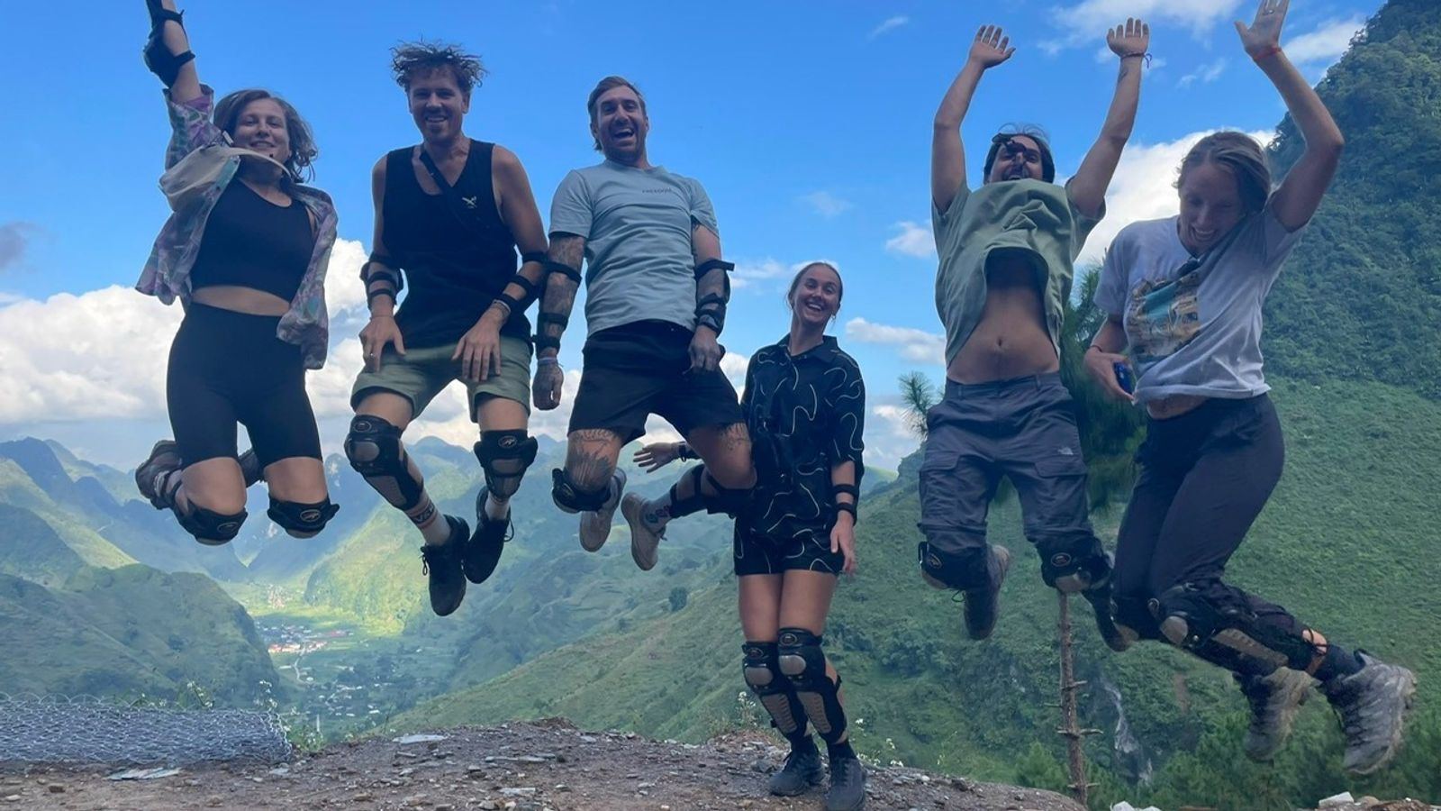 HA GIANG LOOP 3DAYS – 2NIGHTS (MOTORBIKE TOUR) - Image - 14009