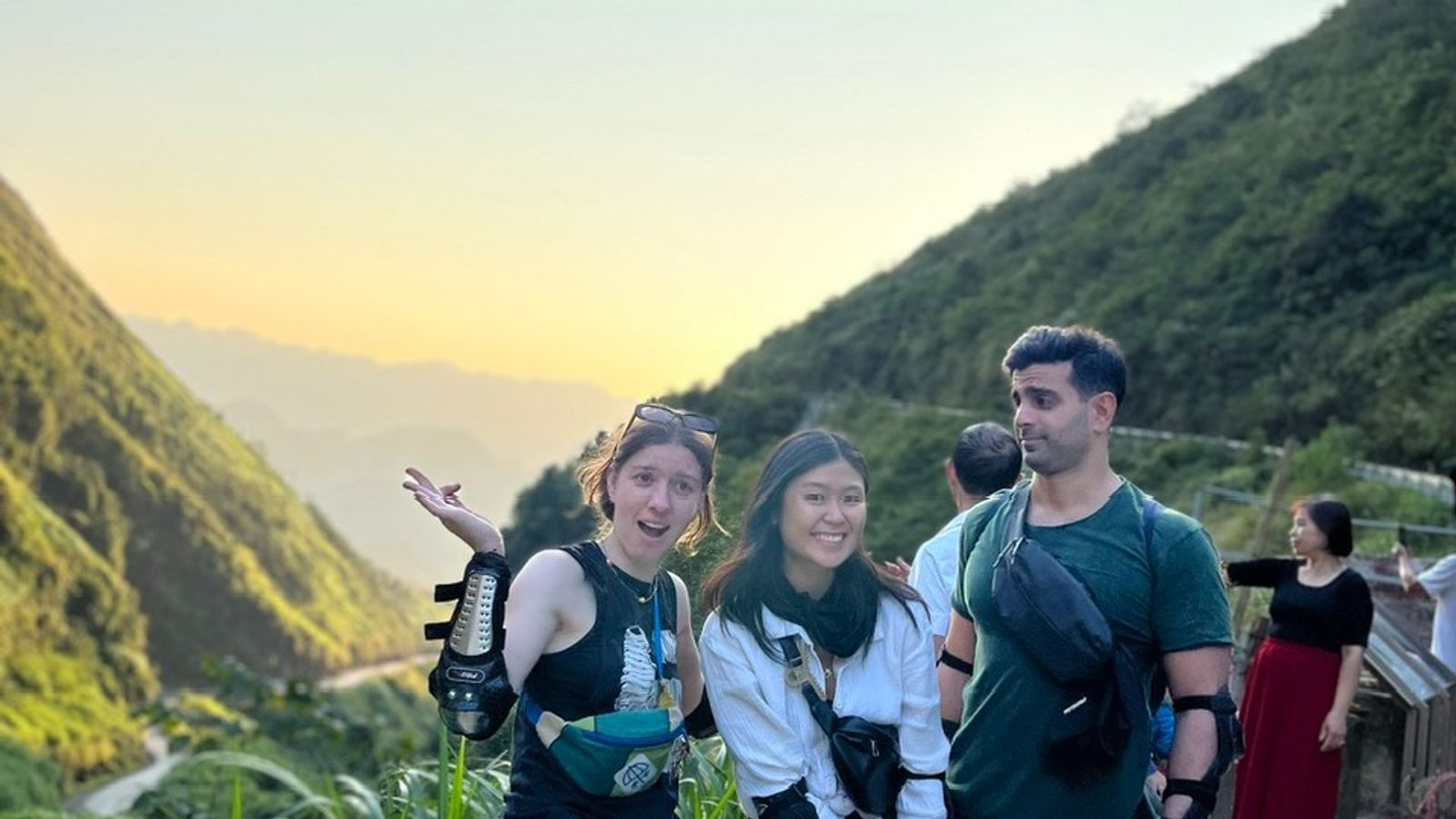 HA GIANG LOOP 3DAYS – 2NIGHTS (MOTORBIKE TOUR)
