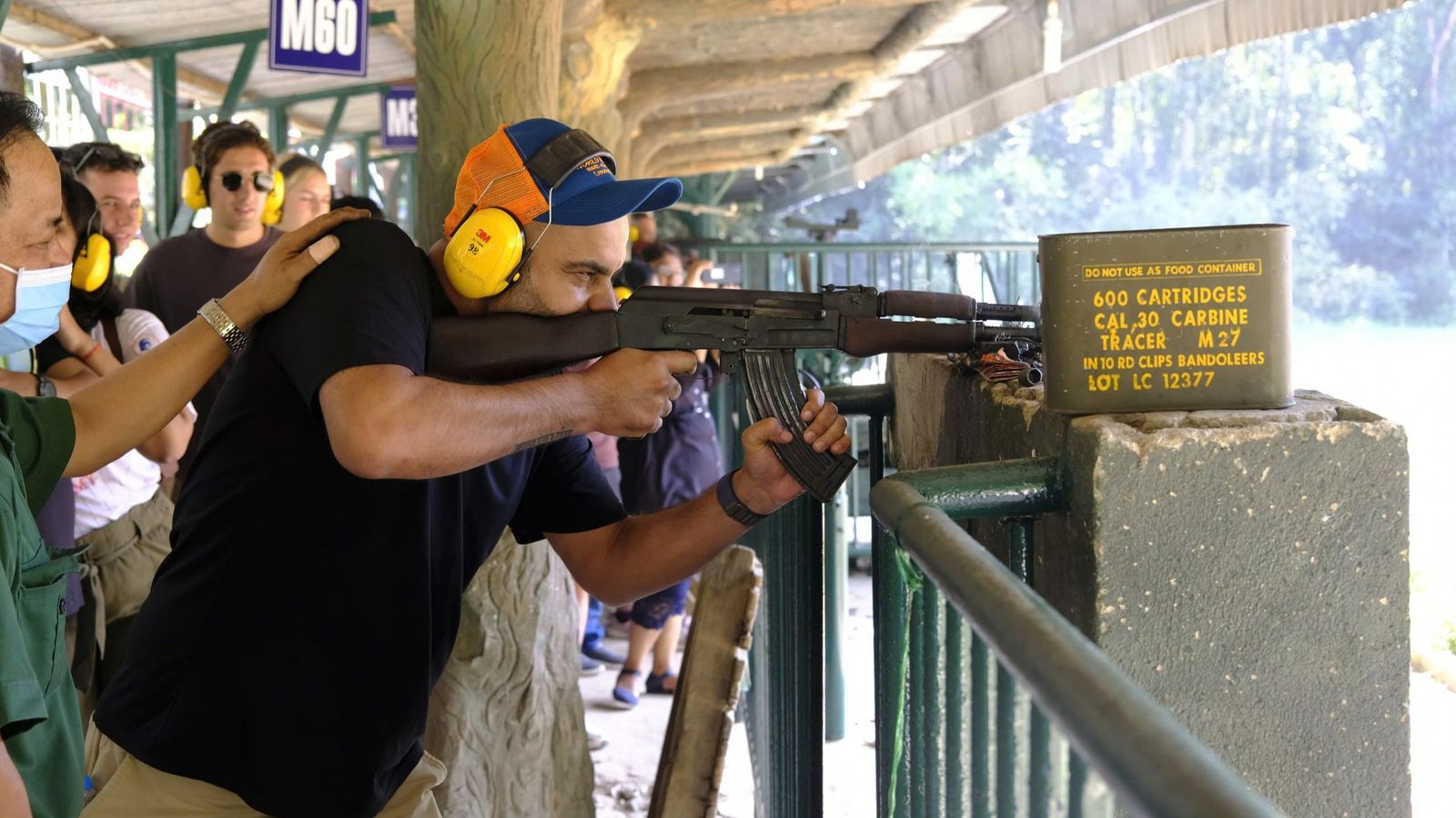 CU CHI TUNNELS AND SAIGON CITY TOUR 1 DAY LUXURY - Image - 9725