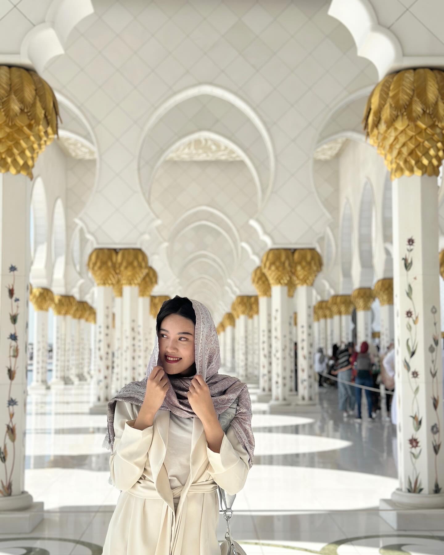 CHRISTMAS IN DUBAI - Image - 1335