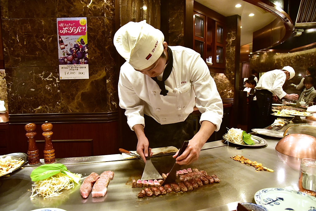 Hanoi - Osaka – Kobe – Kyoto– Fuji Mount – Skiing – Early Cherry Blossom – Tokyo – Hanoi