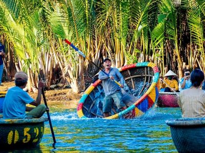 Coconut Jungle – Hoi An Old Town – Boat Ride & Release Flower Lantern Half Day - Image - 17242