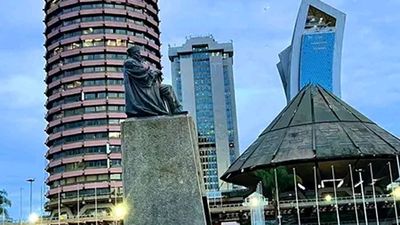 Nairobi: City Downtown Guided Walking Tour And Matatu Culture. - Image - 8807