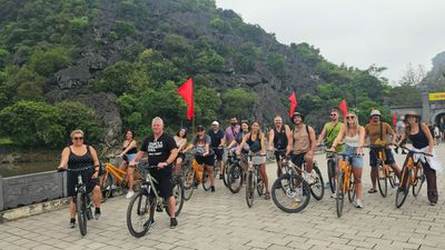 HANOI - NINH BINH 1 DAY TRIP BY LIMOUSINE - Image - 13866