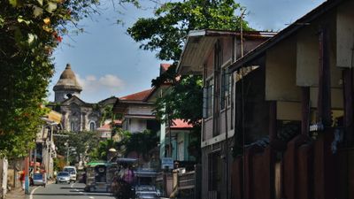 1-Day Philippines: Heritage Walk – Traditional Embroidery – Taal Market - Image - 10013