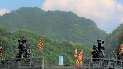 HANOI - NINH BINH 1 DAY TRIP BY LIMOUSINE - Image - 13871