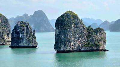 HALONG EXCURSION DAY TOUR (SIC) (6 Hour-Route 2: Sung Sot Cave – Titop Island – Kayaking at Luon Cave) - Image - 13892