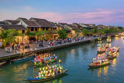 Coconut Jungle – Hoi An Old Town – Boat Ride & Release Flower Lantern Half Day - Image - 17237