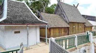 Tour of Royal Hill of Ambohimanga - Image - 14937