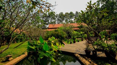 4-Day Angkor and Tonle Sap: Siem Reap Temple and Floating Village Tour - Image - 11009