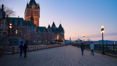 TOUR LIÊN TUYẾN ĐÔNG – TÂY CANADA MÙA HÈ 2026 12N11Đ - Image - 9303