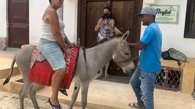 Lamu Town City Sightseeing Guided Tour Experience. - Image - 8868