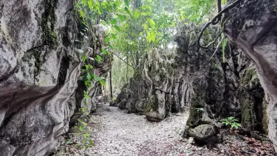 Bau Gold Mine, Caves and Rock Maze – Malaysia Day Tour - Image - 11158